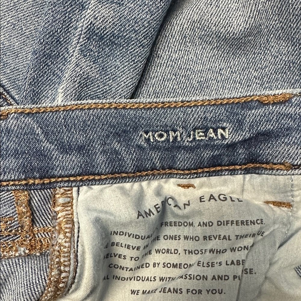 American Eagle Mom Jeans - Picture 3 of 8